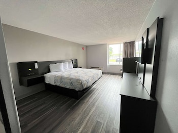 Standard Room, 1 King Bed, Non Smoking