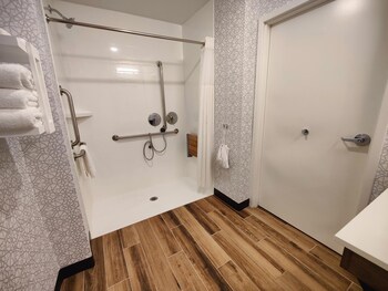 Room, 1 King Bed, Accessible, Non Smoking