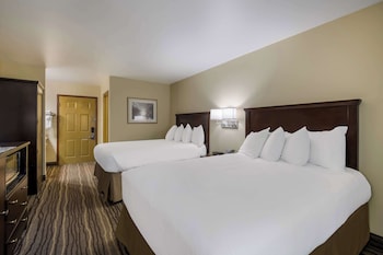 Standard Room, 2 Queen Beds, Non Smoking, Refrigerator & Microwave