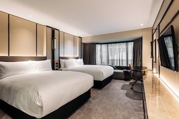 Classic Room, 2 Double Beds, Accessible