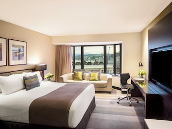 Premium Room, 1 King Bed, Harbor View