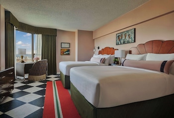 Room, 2 Queen Beds