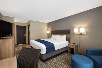 Room, 1 Queen Bed, Accessible, Non Smoking (Mobility Accessible Room)