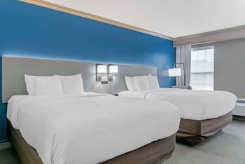 Standard Room, 2 Queen Beds, Non Smoking