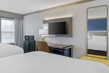 Standard Room, 2 Queen Beds, Non Smoking