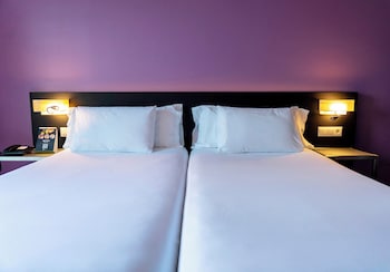 Classic Twin Room (Premium)