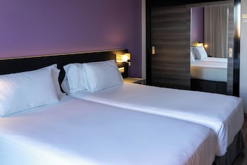Classic Twin Room (Premium)