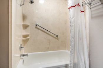 Deluxe Room, 2 Queen Beds, Smoking