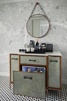 Executive Room, 1 King Bed