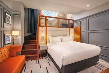 Loft, 1 King Bed (View)