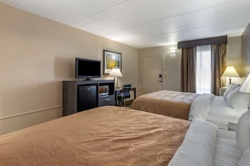 Room, 2 Queen Beds, Smoking
