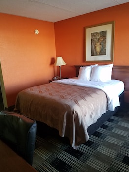 Standard Room, 1 Queen Bed, Non Smoking
