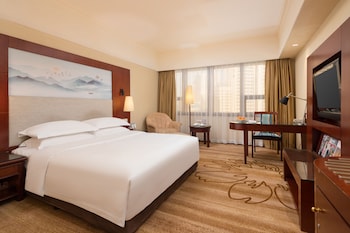 Deluxe Room, City View
