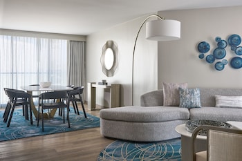 Suite, 1 King Bed