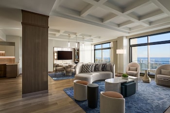 Suite, 1 Bedroom, Ocean View (Balcony)