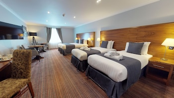 Family room with 2 double or twin beds