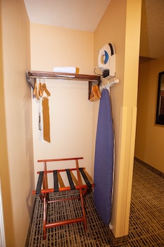 Standard Room, 2 Double Beds, Non Smoking