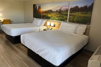 Room, 2 Queen Beds, Non Smoking