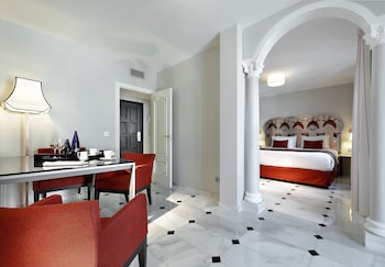 Junior Double Room