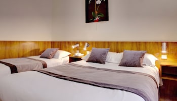 Standard Apartment, Multiple Beds, Non Smoking, Kitchen