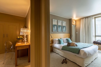Deluxe Suite, 1 Queen Bed, Non Smoking