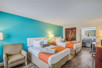 Room, 2 Queen Beds, Accessible, Non Smoking