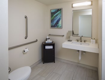 Superior Room, 2 Double Beds, Balcony, Courtyard View (Standard with Two Double Beds, Privat)