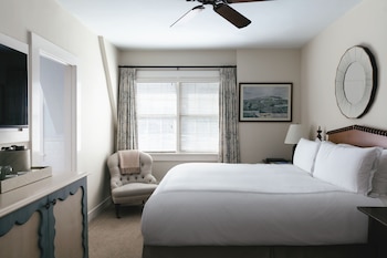 Deluxe Room (Main Inn)