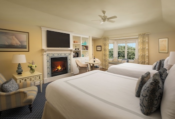 Deluxe Suite, 2 Queen Beds (Cottage)