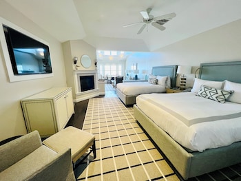 Room, 2 Queen Beds (Beach House)