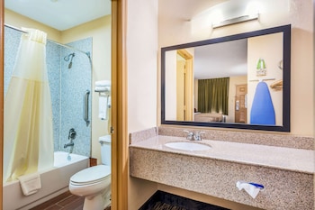 Accessible Queen Non-smoking room