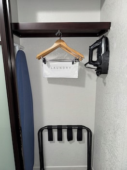 Deluxe Room, 1 King Bed with Sofa bed, Balcony