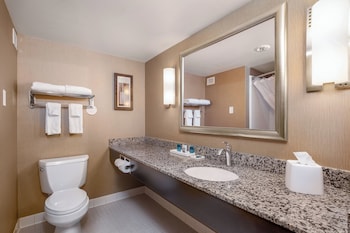 Suite, Multiple Beds, Pool View