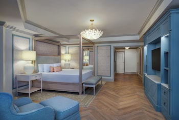 Disney Suite - Club Level