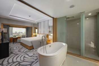 Executive Suite, 1 King Bed (Club King)