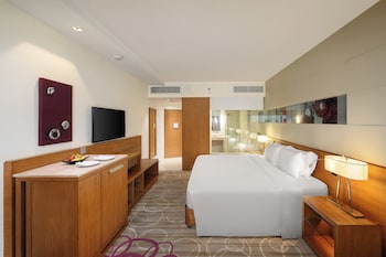 Deluxe Room, 1 King Bed