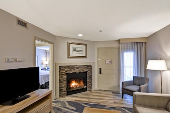 Suite, Multiple Bedrooms