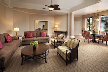 Suite, 1 King Bed with Sofa bed, Ocean View (Historic Wing)