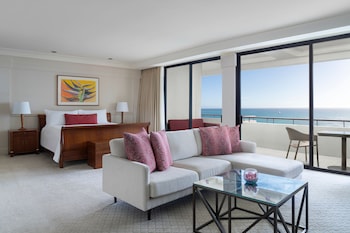 Suite, 1 King Bed with Sofa bed (Prestige Suite)