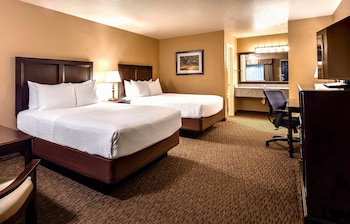 Standard Room, 2 Queen Beds, Non Smoking, Refrigerator & Microwave