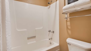 Standard Room, 2 Queen Beds, Non Smoking, Refrigerator & Microwave