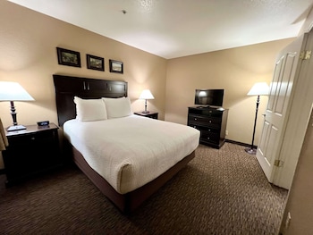 Suite, Multiple Beds, Non Smoking, Refrigerator & Microwave