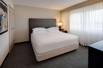 Family Suite, 1 King Bed, Non Smoking