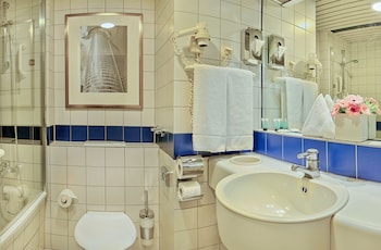 Single Room (Plus)