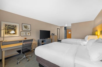 Room, 2 Queen Beds, Non Smoking