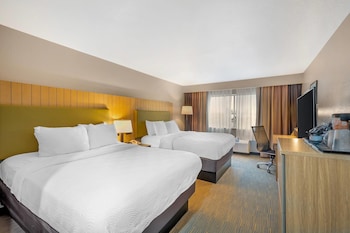 Room, 2 Queen Beds, Non Smoking