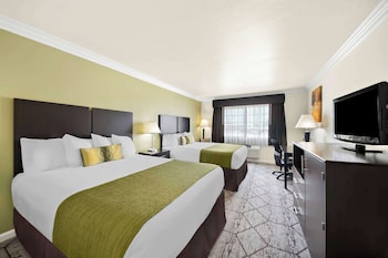 Standard Room, 2 Queen Beds, Non Smoking, Refrigerator & Microwave
