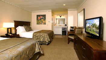 Standard Room, 2 Queen Beds, Non Smoking
