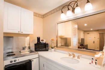 Kitchenette 2 Queen Beds, non smoking