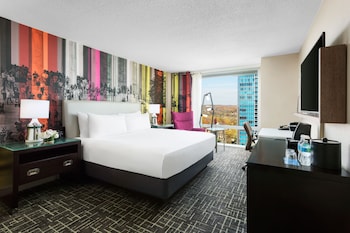 Room, 1 King Bed (High Floor)
